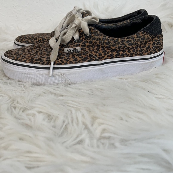 Vans Animal Print Sneakers Size 5 - Picture 6 of 8
